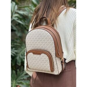 NWT Michael Kors Jaycee Travel Bag Rucksack Size NS White/Brown, Vanilla